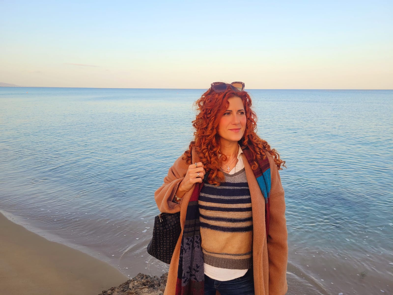 Sofia Spampinato in riva al mare